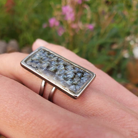 The Amber - Our Rectangle Salmon Ring